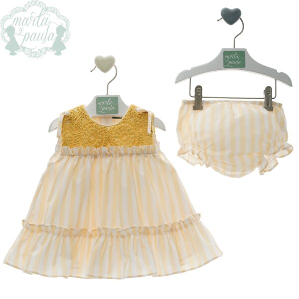 Vestido con braguitas vainilla  Zodiaco